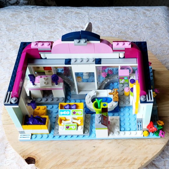 LEGO Friends #41007 ' HEARTLAKE Pet Salon ' EUC Discontinued Complete Set - Picture 6 of 11